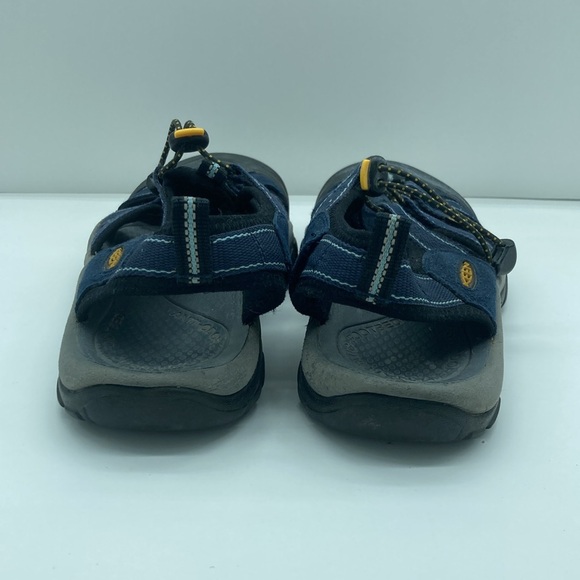 Keen Yellow and Blue Performance Sandals with Closed-Toe Design - Picture 3 of 8